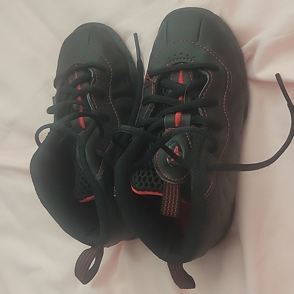 Nike little posite one toddler shoes size 8c